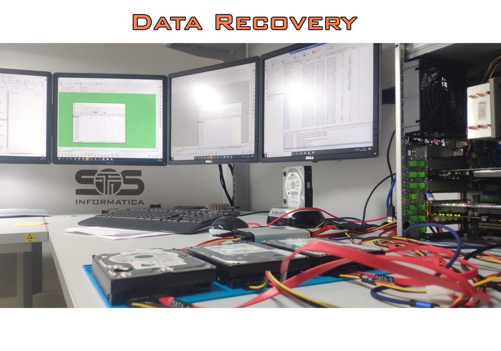 DataRecovery Foto che rappresenta l'attività di recupero dati